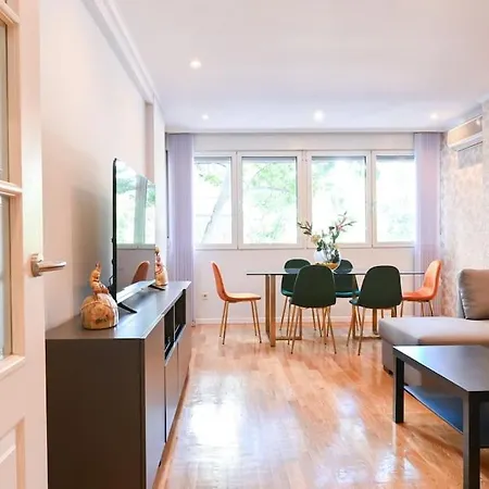 For You Rentals Apartamento Temporal Espacioso De Tres Dormitorios En Madrid Ore51 Exterior photo