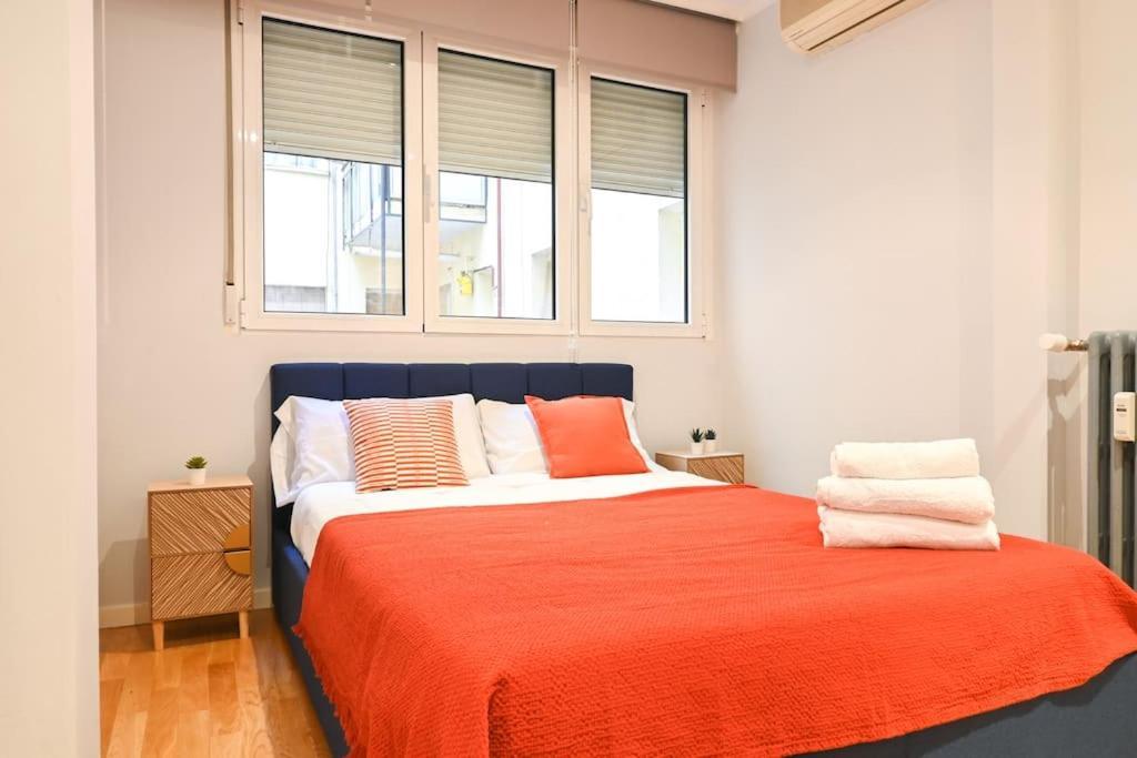 Apartment For Temporal Espacioso De Tres En Ore51