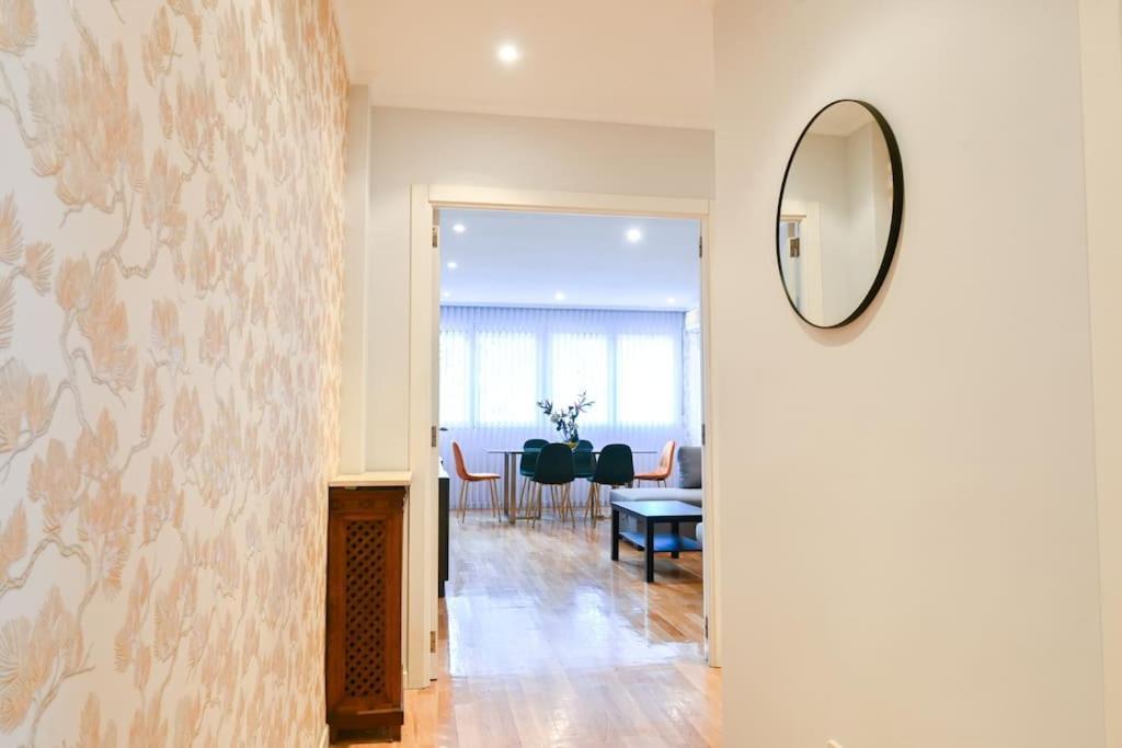 Apartment For Temporal Espacioso De Tres En Ore51 *